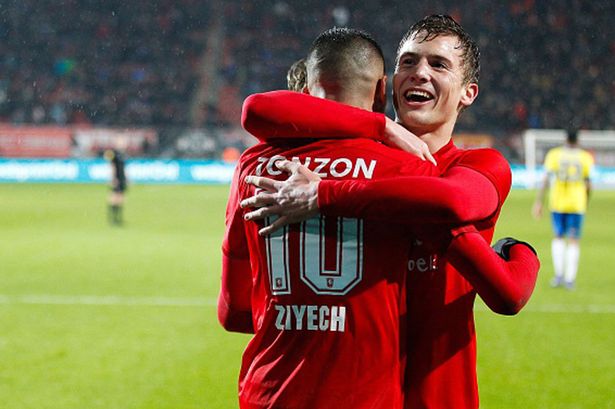 高的脚下技 高的脚下技