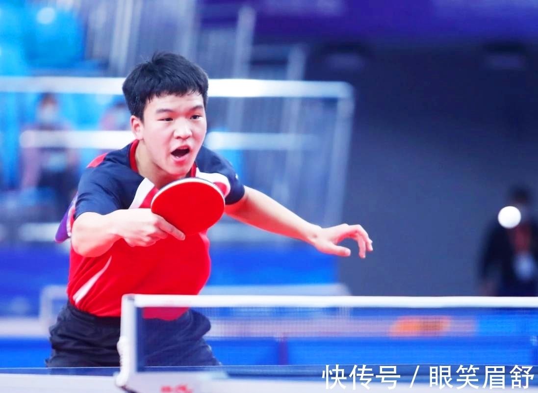 她在前九洞 她在前九洞